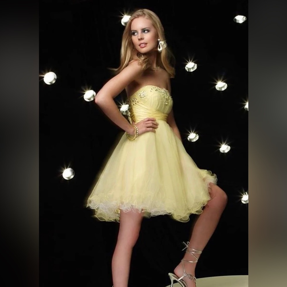 Alyse Paris Short Yellow Beaded Tulle Prom Dress